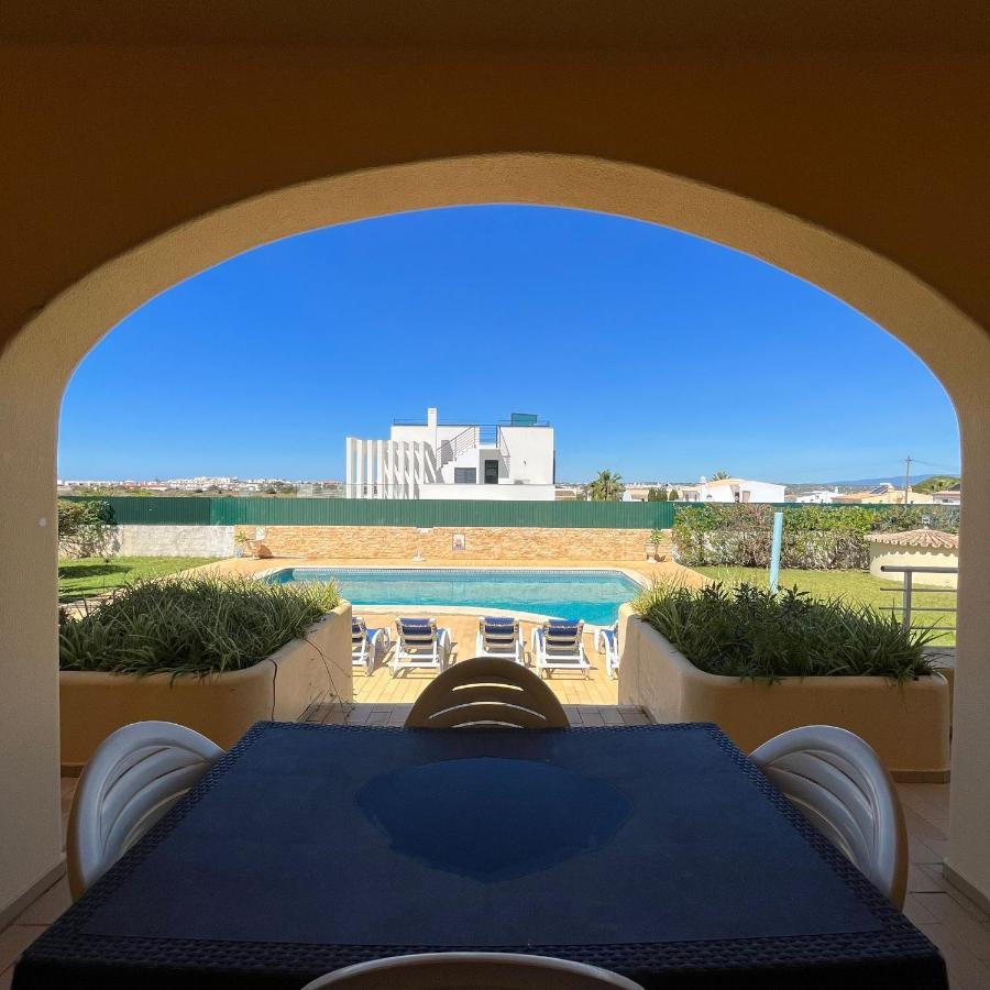 Villa Paraiso - 4 Bedrooms And Pool Албуфейра Екстериор снимка